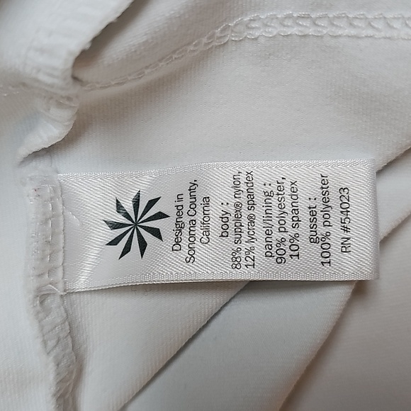 Athleta Golf Skirt W/ Attached Shorts Sz MED white - Picture 9 of 10